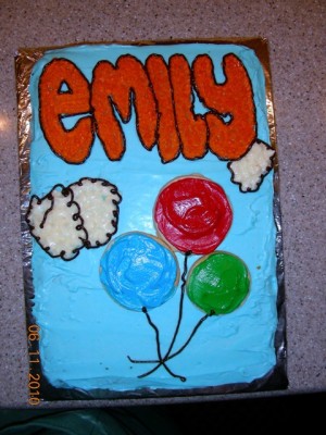 20100611 006 Emily's cake(2)