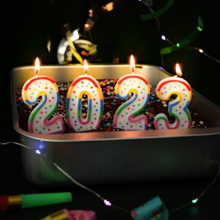 Make a Happy New Year’s Cake