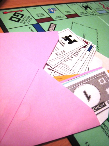 The Smart Mom’s Guide to Playing Monopoly