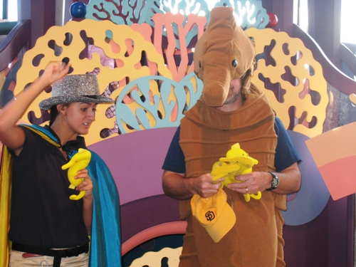 A dad dressed up as a sea horse at the Aquarium.