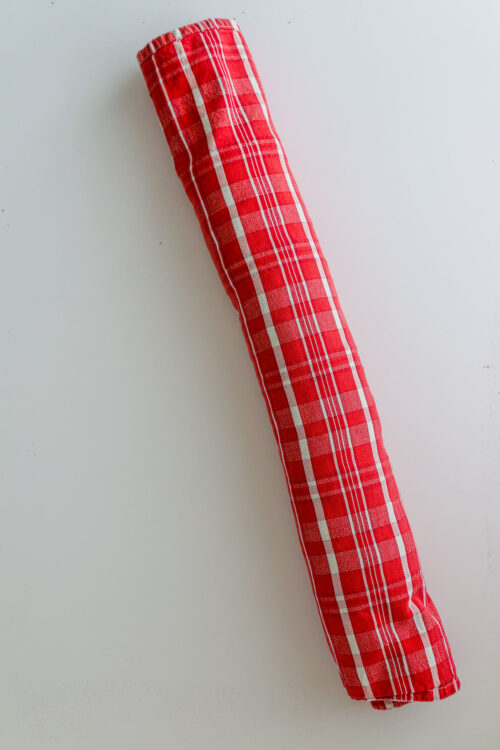 cake all rolled up in towel.