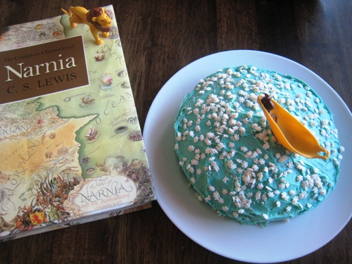 A Narnia Cake – The Voyage of the Dawn Treader