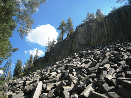 View of Devil\'s Post Pile from the bottom.
