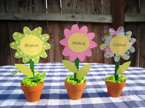 6 Fun & Frugal Easter Crafts | LifeasMOM.com