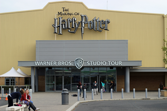 A review of the Harry Potter - Warner Brothers Studio Tour in Leavesden, England