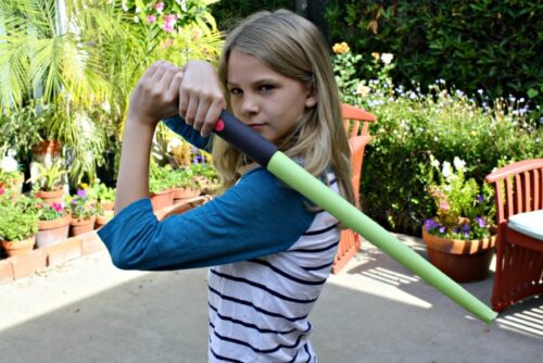 How to Make a Homemade Light Saber with Construction Paper | LIfeasMOM.com