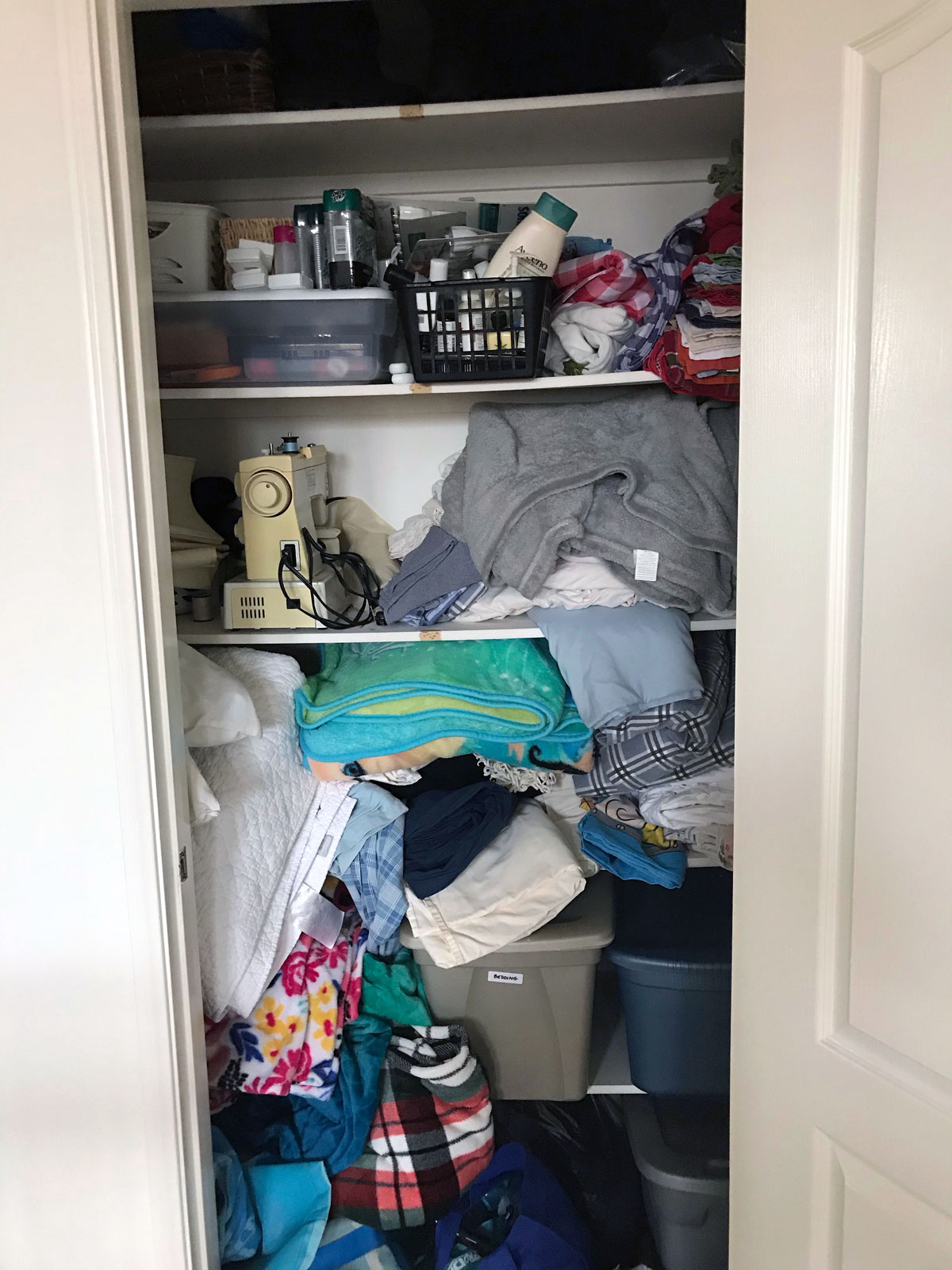 messy linen closet 