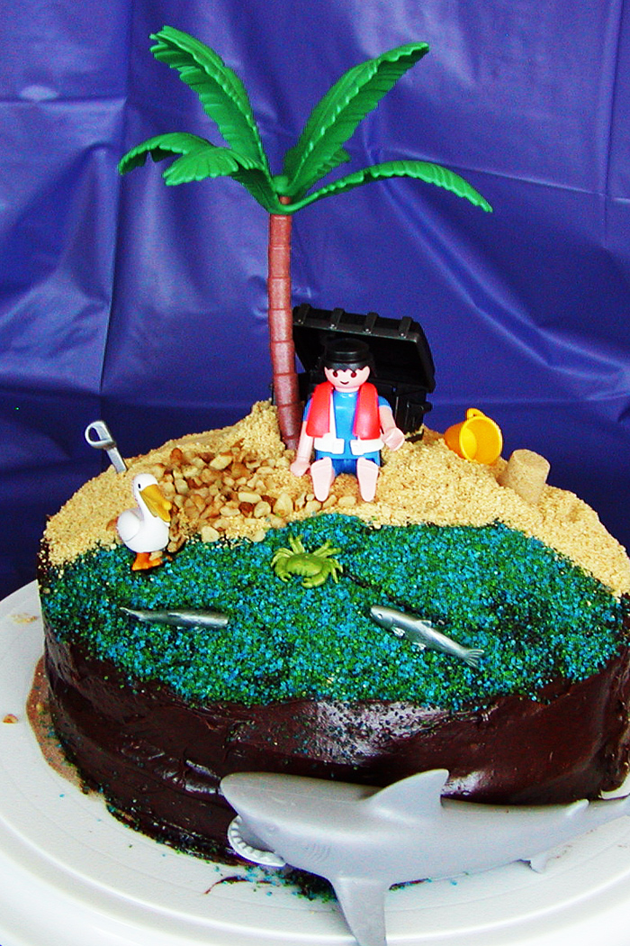 Fun Birthday CAKES | Kick Ass Cake Site