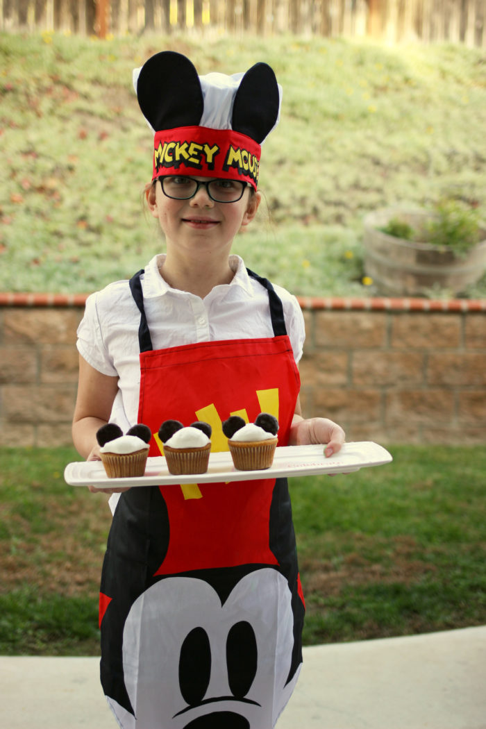 girl with Coco-Nana Cupcakes