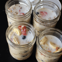 overnight oats in jars with milk