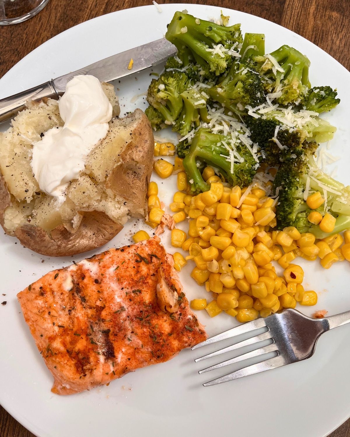 fish dinner plate with loads of veggies.